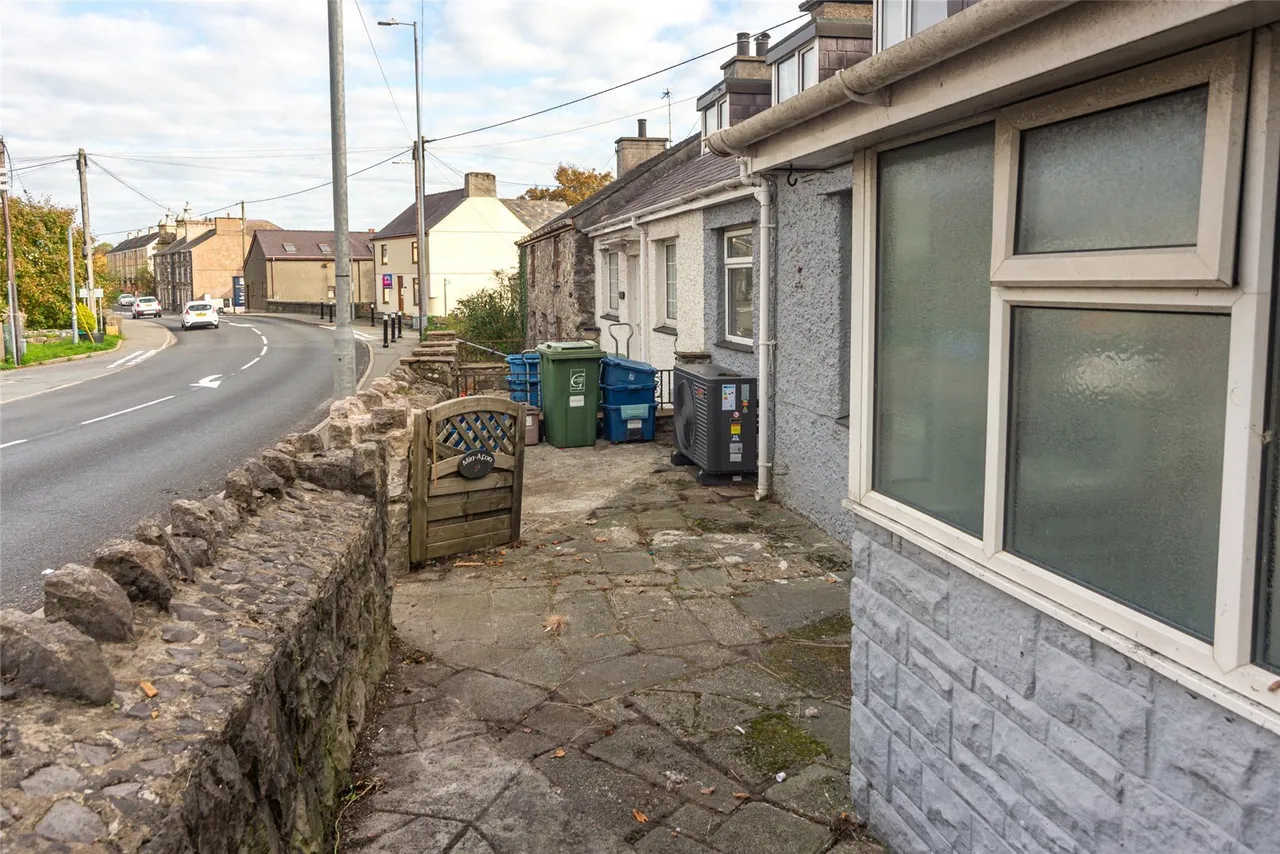 Bontnewydd, Caernarfon, LL54, photo 11