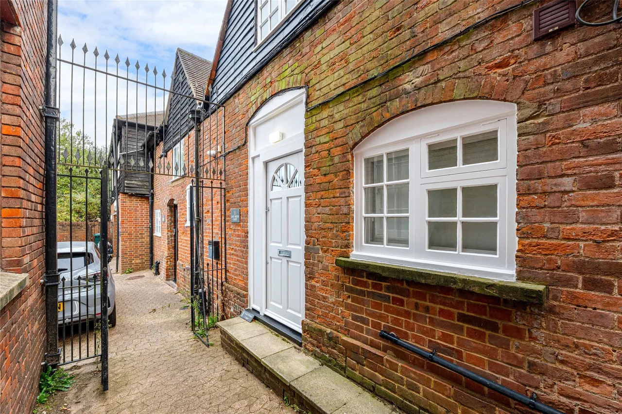 Grange Close, Westerham, TN16, photo 9
