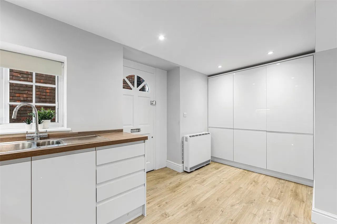 Grange Close, Westerham, TN16, photo 3