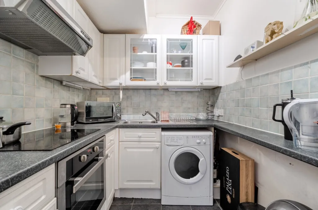 Greencroft Gardens, South Hampstead, NW6, photo 5