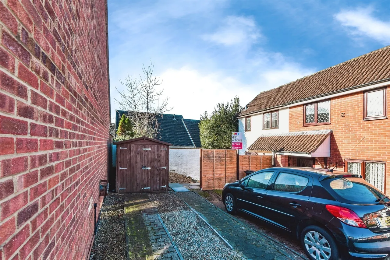 Swallow Drive, Frome, BA11, photo 17