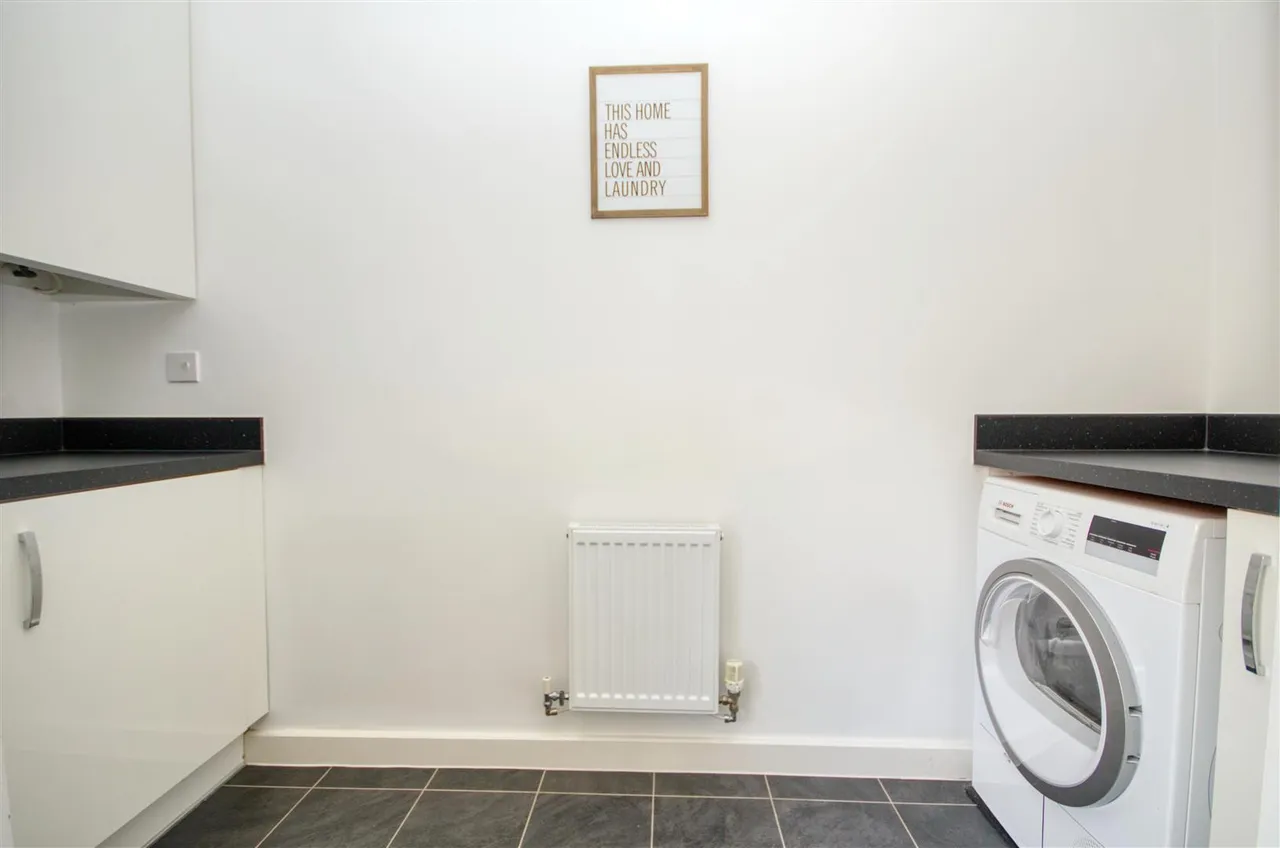 Hilly Field Close, Boorley Park, Botley, Southampton, SO32 2GR, photo 7