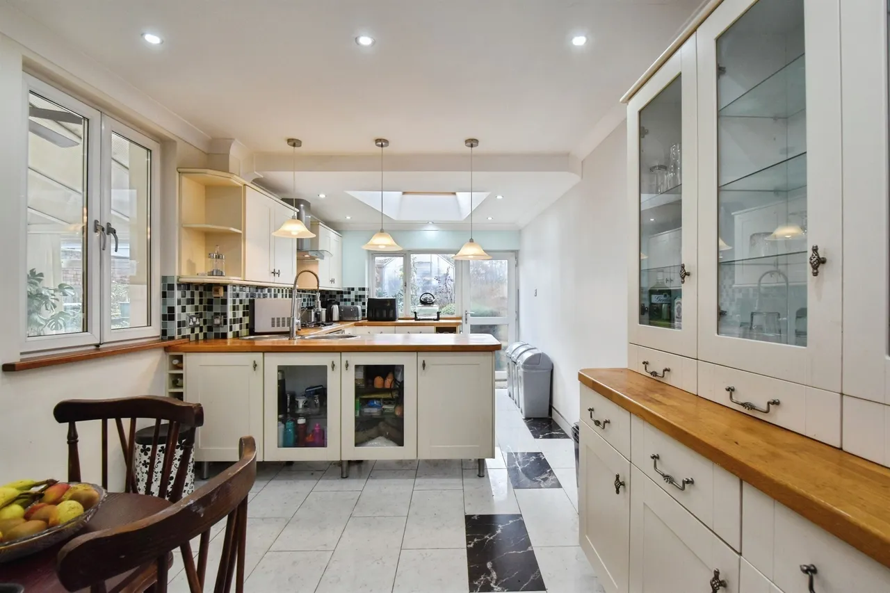 Brecon Road, Aberdare, CF44, photo 3