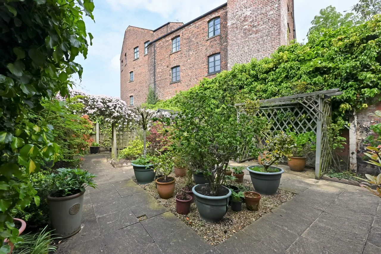 Barbican Mews, York, YO10, photo 12