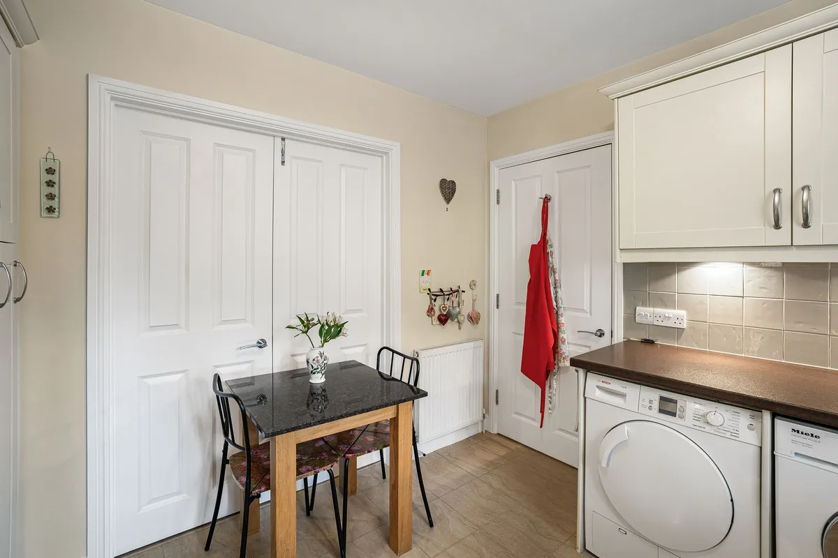 Garth Court, Bicester, photo 11
