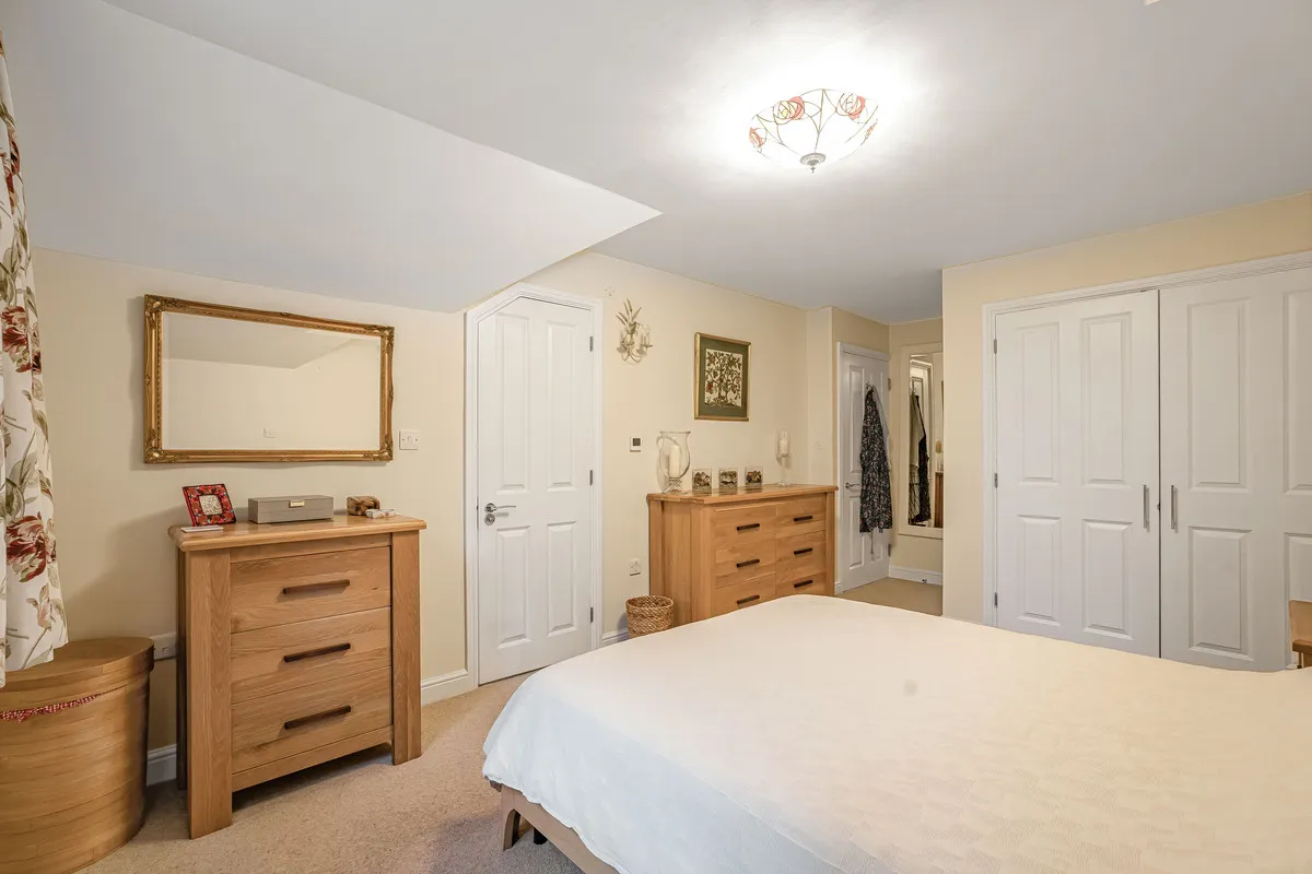 Garth Court, Bicester, photo 13
