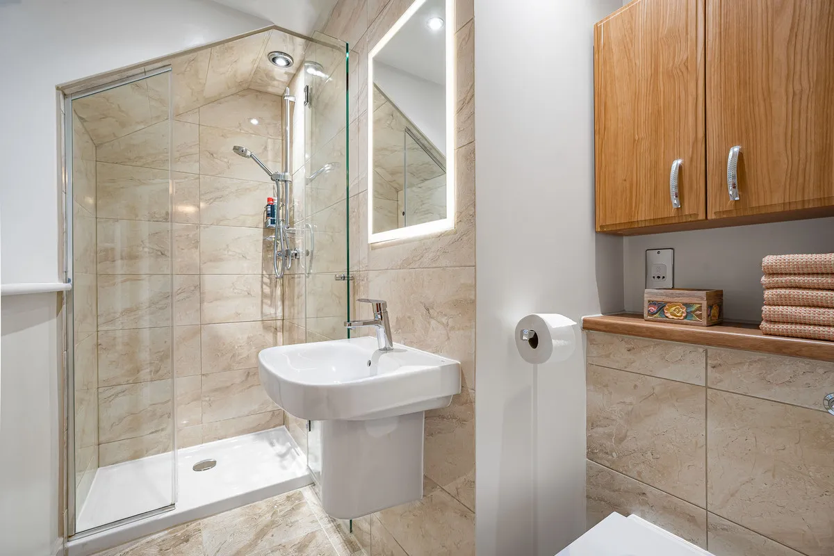 Garth Court, Bicester, photo 14