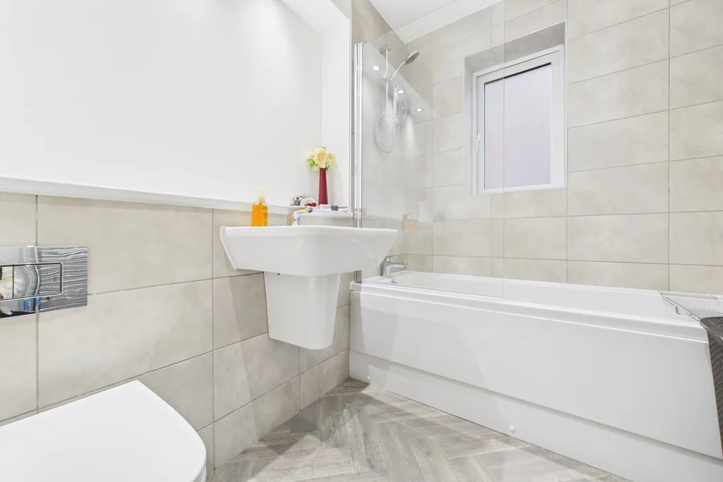 Mellings Place, Carnforth, LA5, photo 6