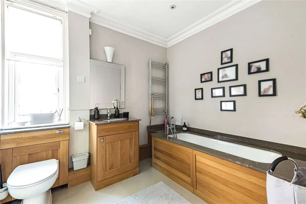 Charlbury Grove, London, W5 2DY, photo 11