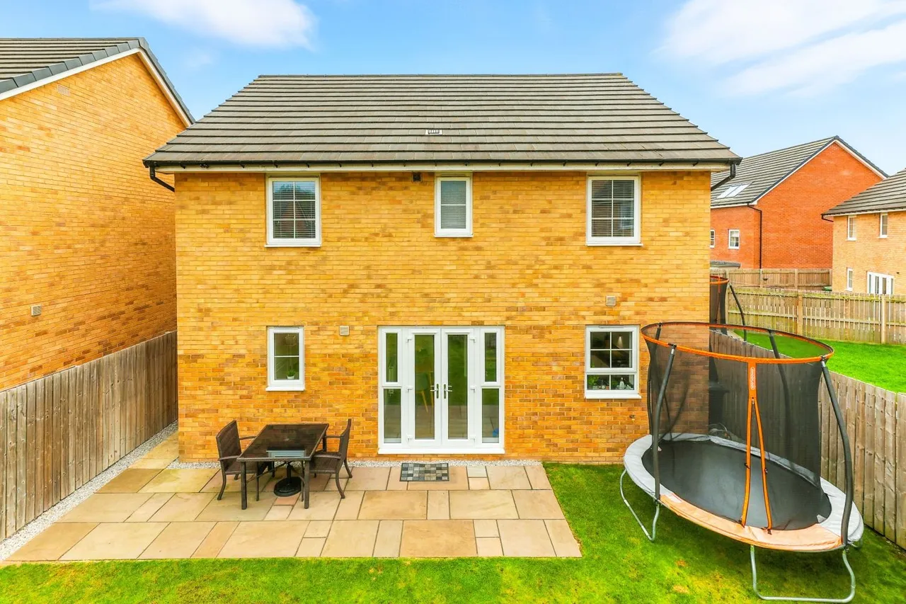 Waterton Close, Methley, LS26, photo 11