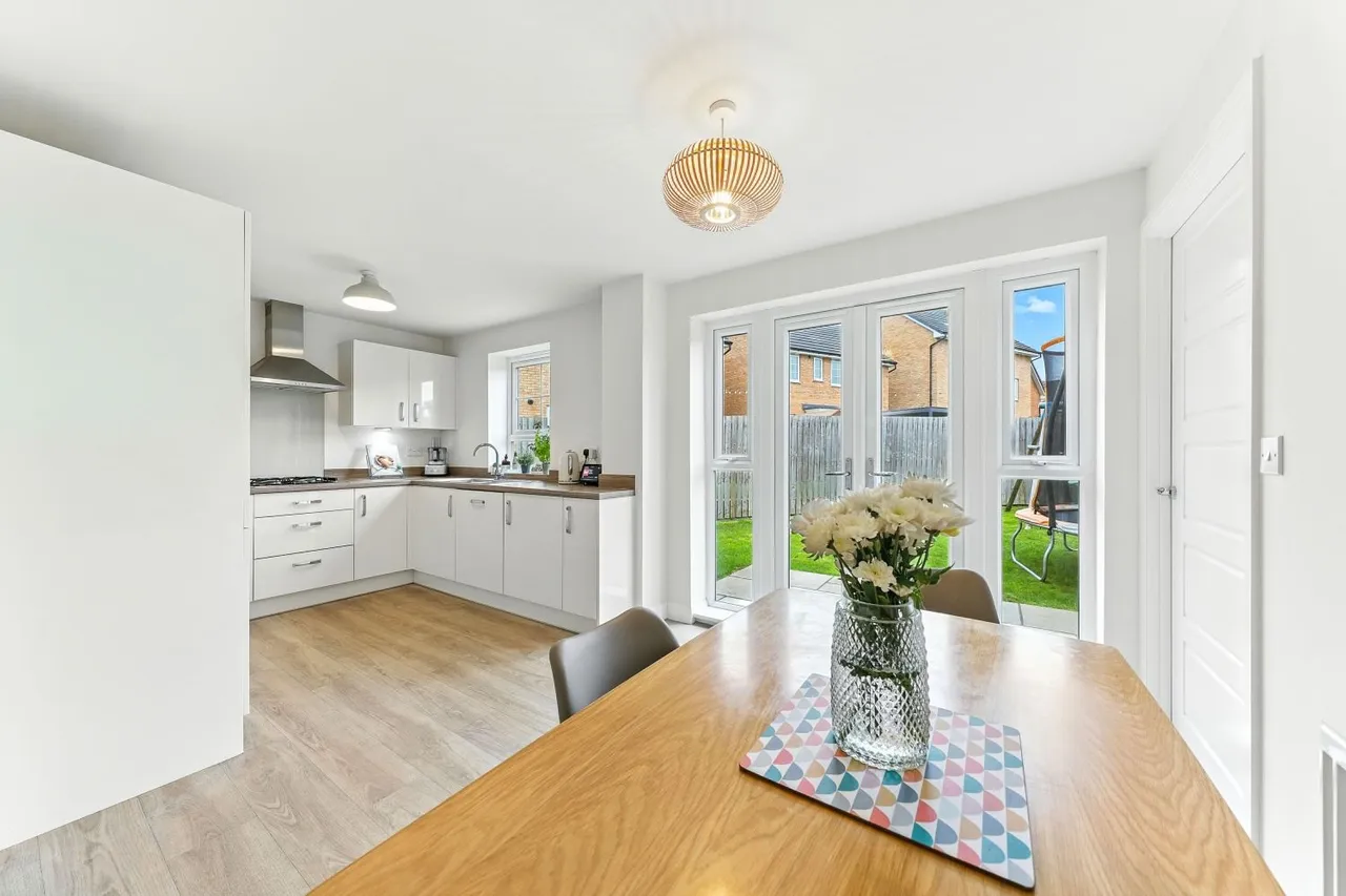 Waterton Close, Methley, LS26, photo 3