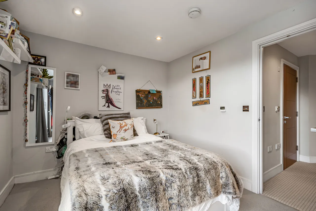 Josephine Avenue, London, SW2, photo 16