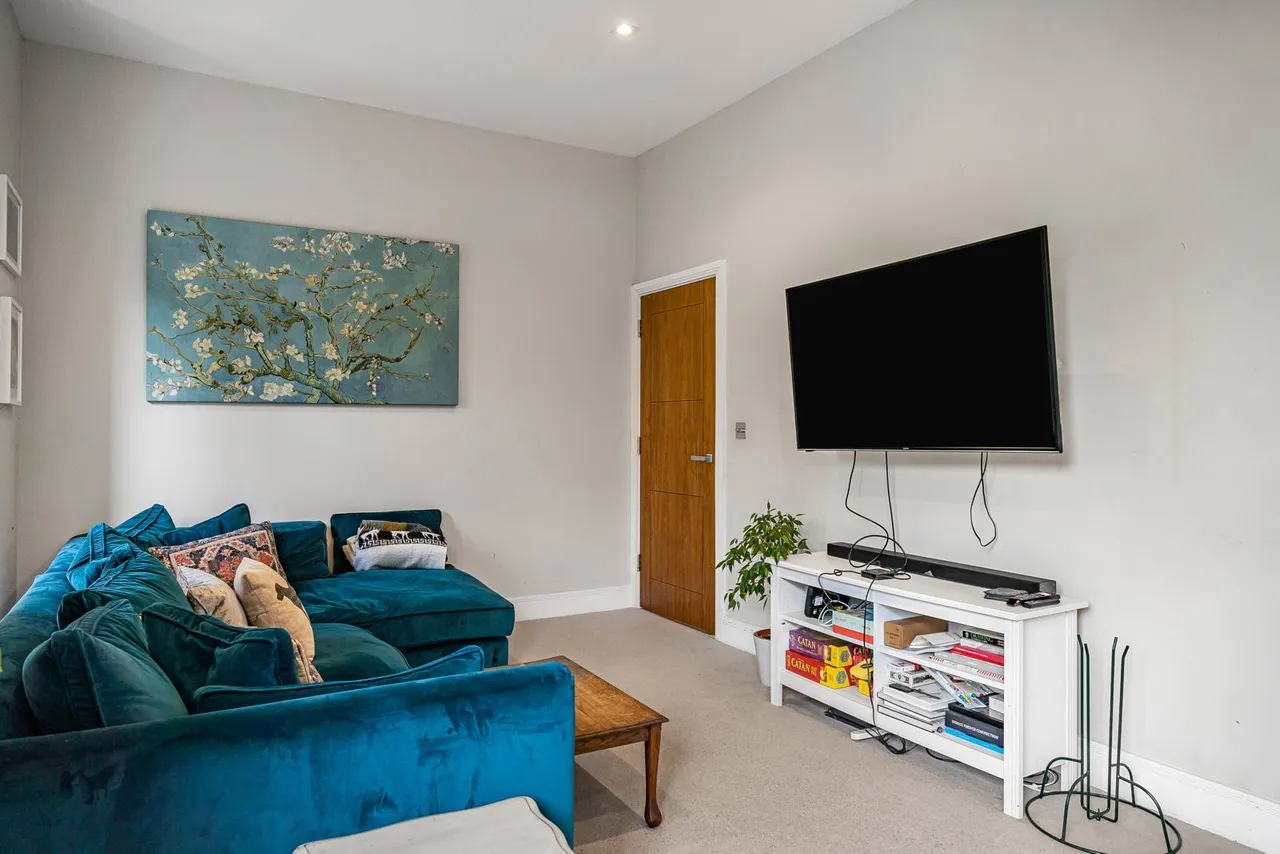 Josephine Avenue, London, SW2, photo 26