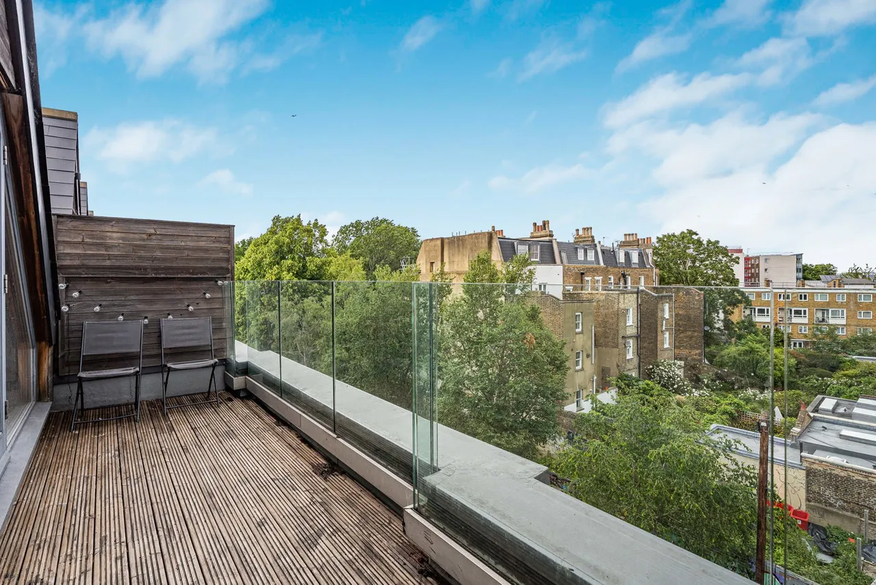 Josephine Avenue, London, SW2, photo 4