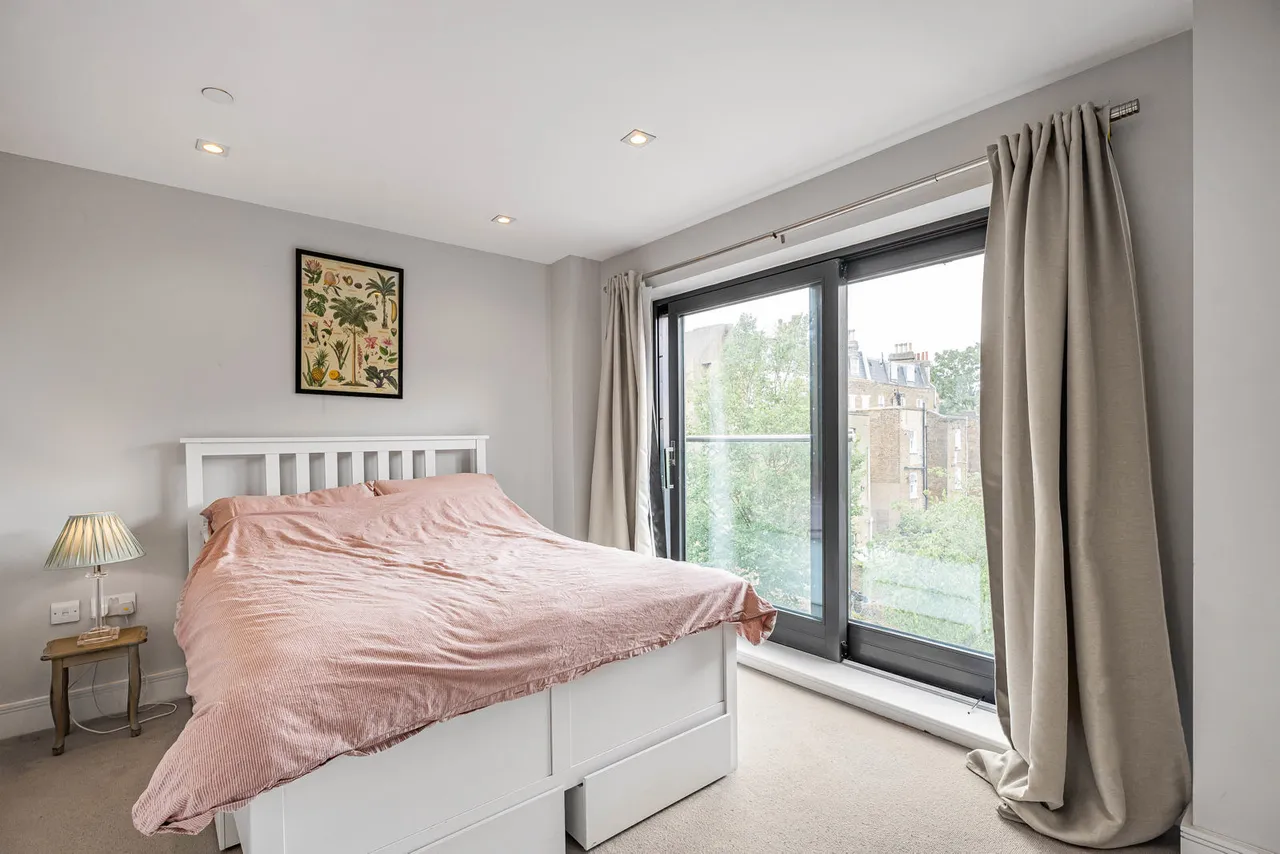 Josephine Avenue, London, SW2, photo 8
