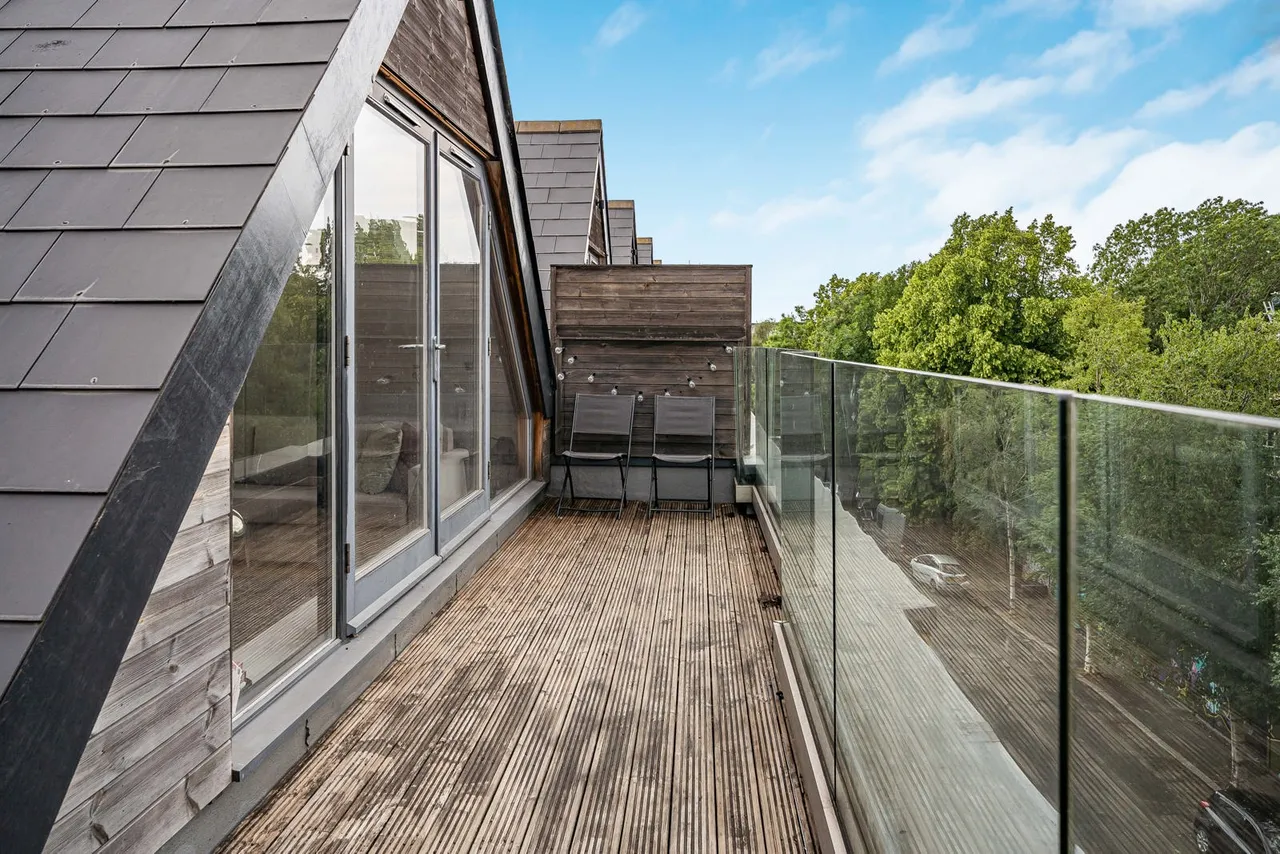 Josephine Avenue, London, SW2, photo 21