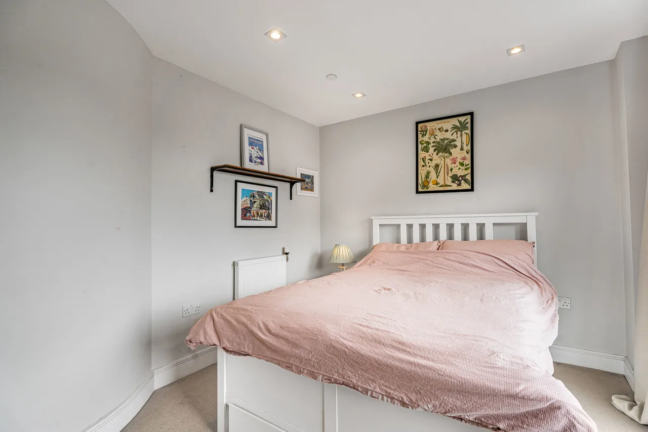 Josephine Avenue, London, SW2, photo 12