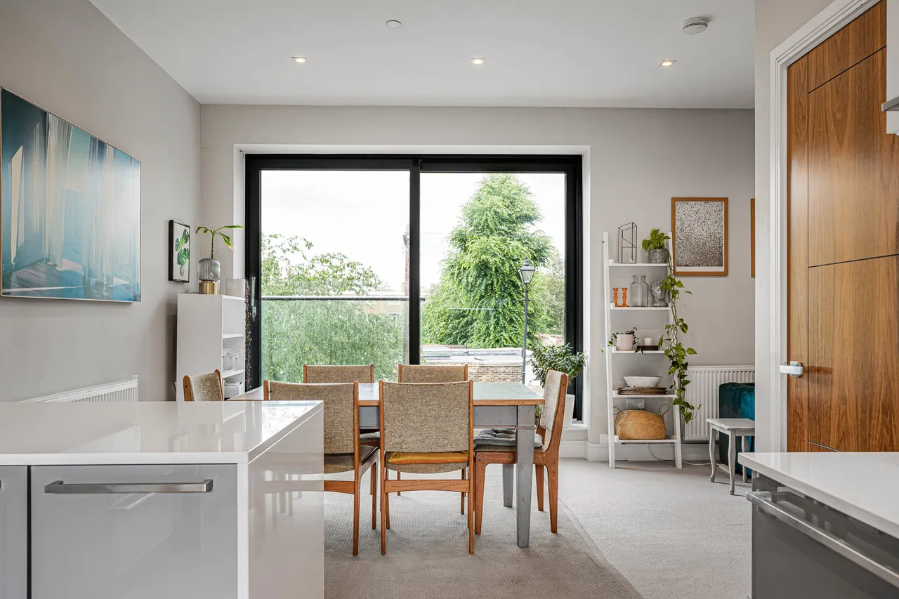 Josephine Avenue, London, SW2, photo 29