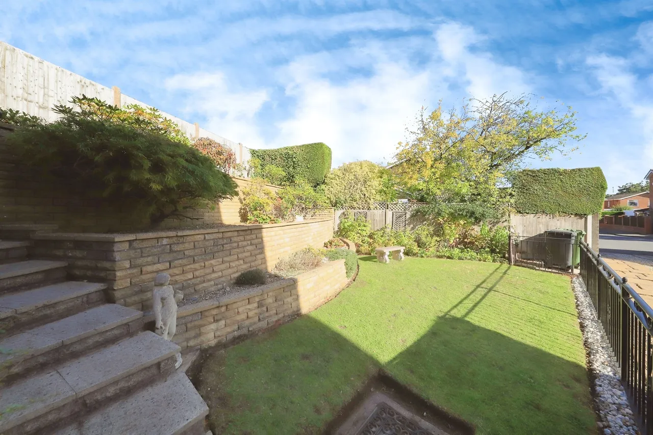 Puxton Drive, KIDDERMINSTER, photo 5