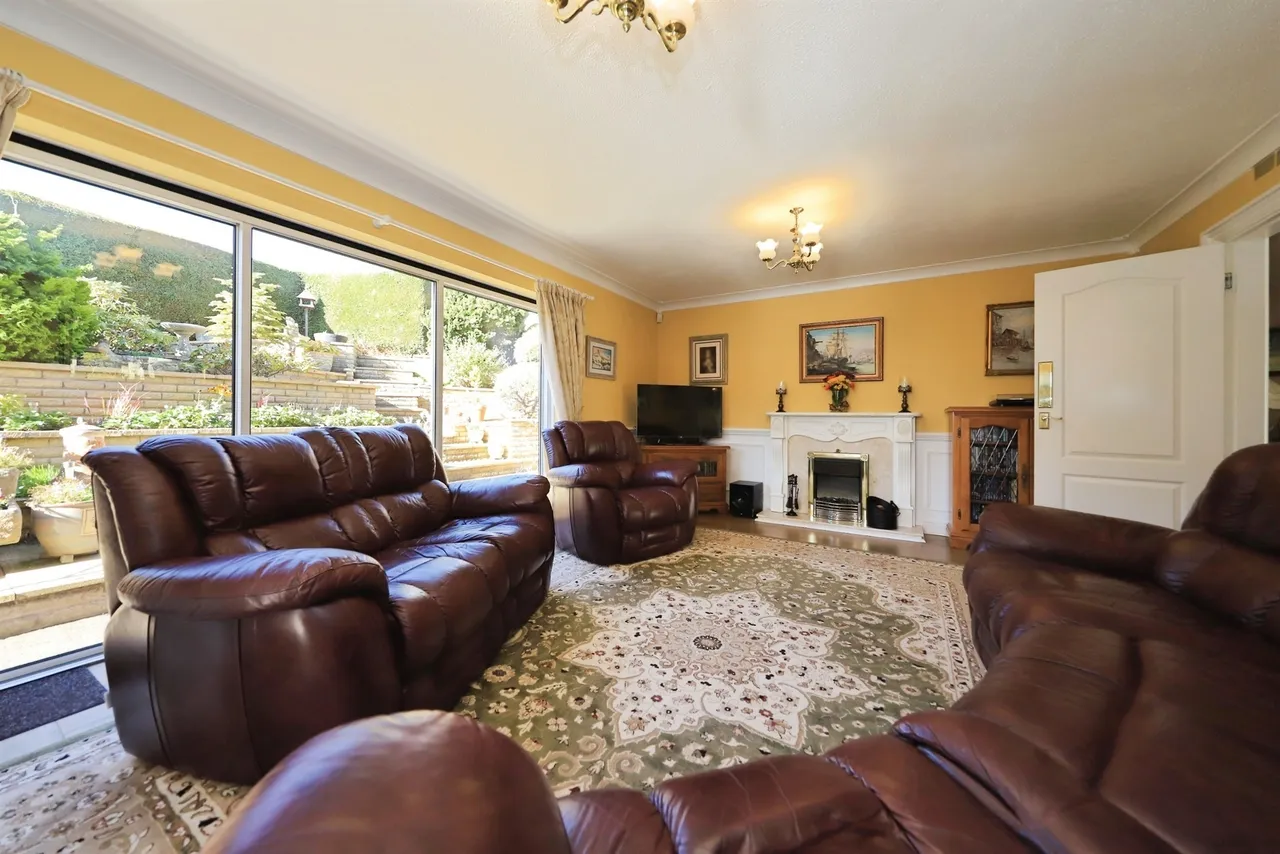 Puxton Drive, KIDDERMINSTER, photo 6