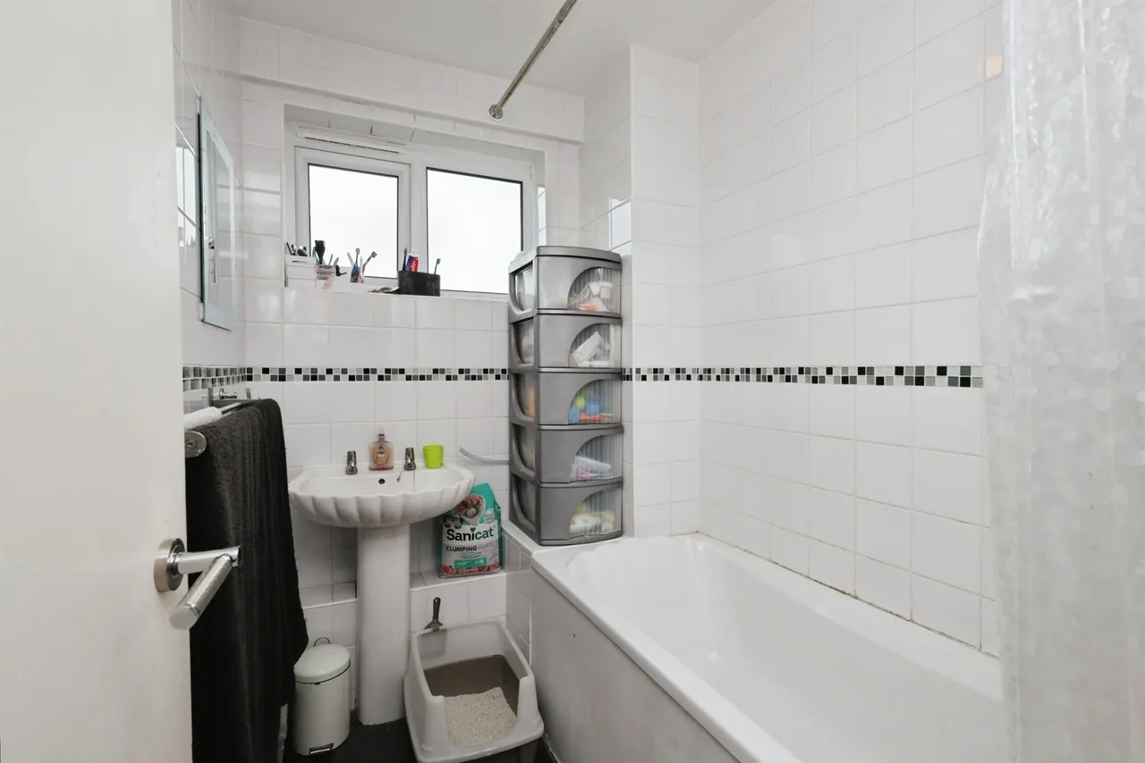Fletching Road, Eastbourne, photo 6