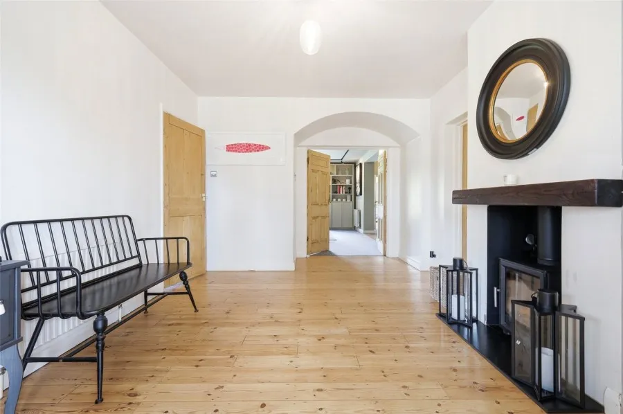with 4 bedrooms in Matching Green, Harlow, CM17, photo 12