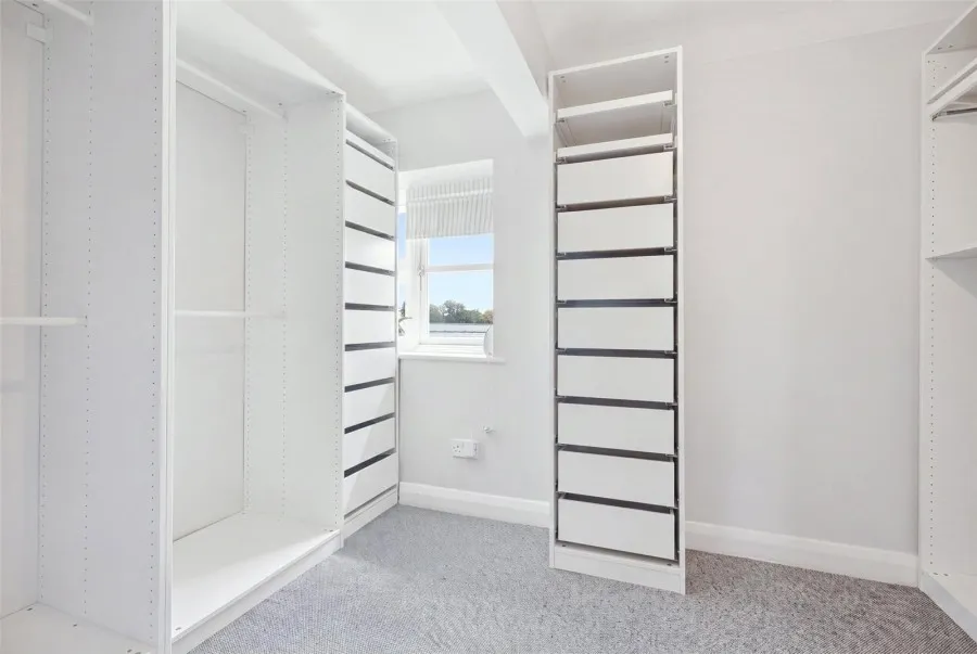 with 4 bedrooms in Matching Green, Harlow, CM17, photo 21