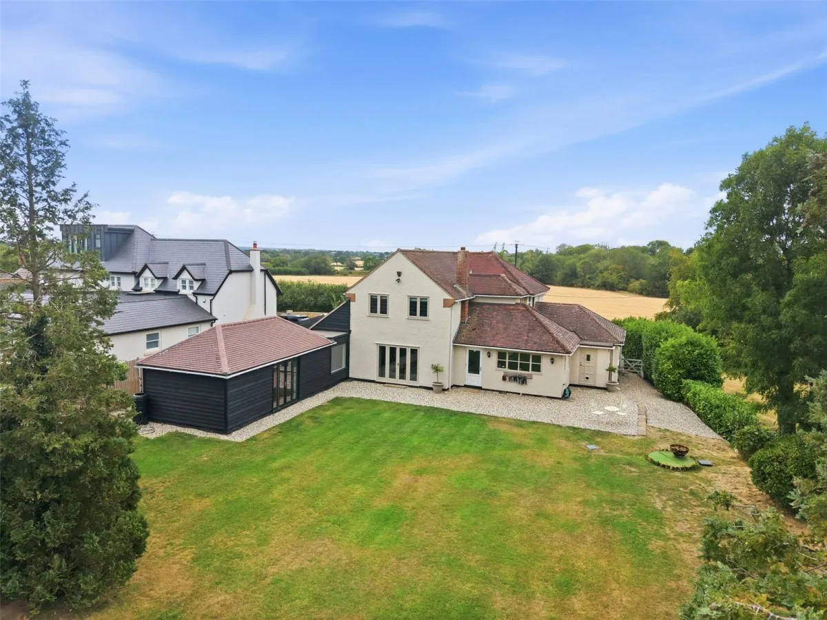 4 bed house for sale, with 4 bedrooms in Matching Green, Harlow, CM17