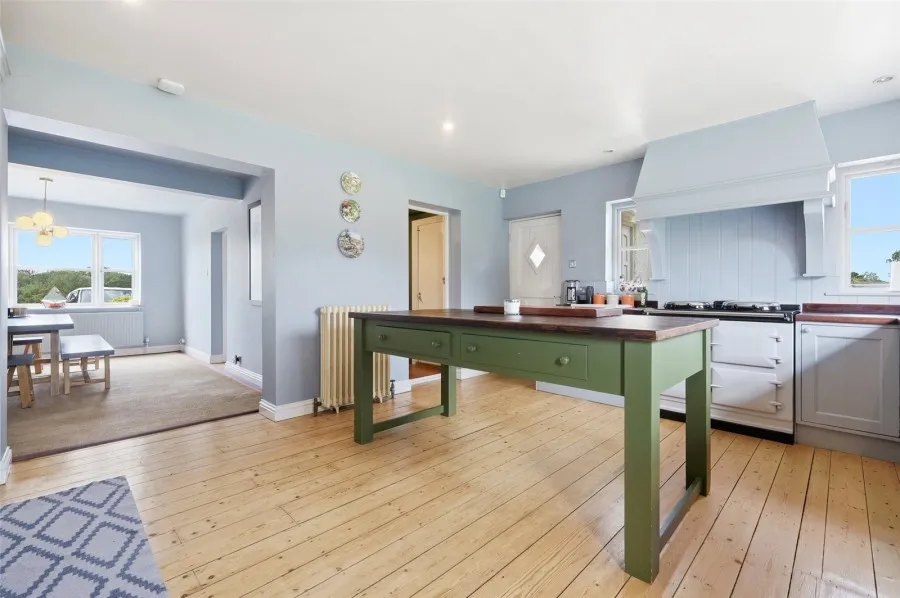 with 4 bedrooms in Matching Green, Harlow, CM17, photo 16