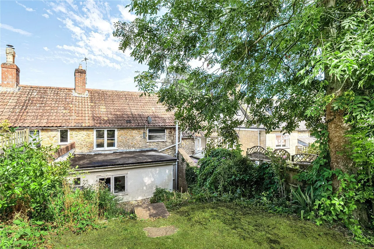 St. Mary Well Street, Beaminster, DT8, photo 18