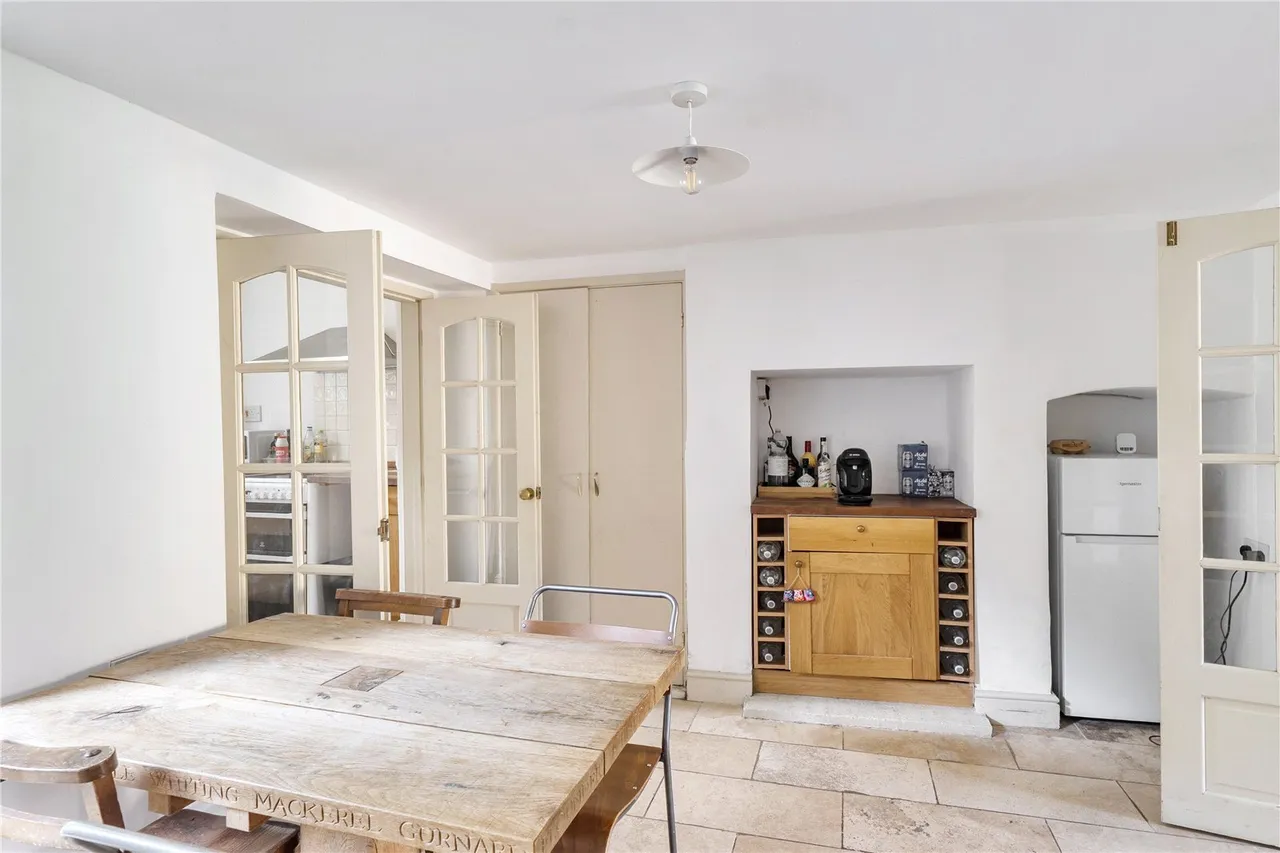 St. Mary Well Street, Beaminster, DT8, photo 9