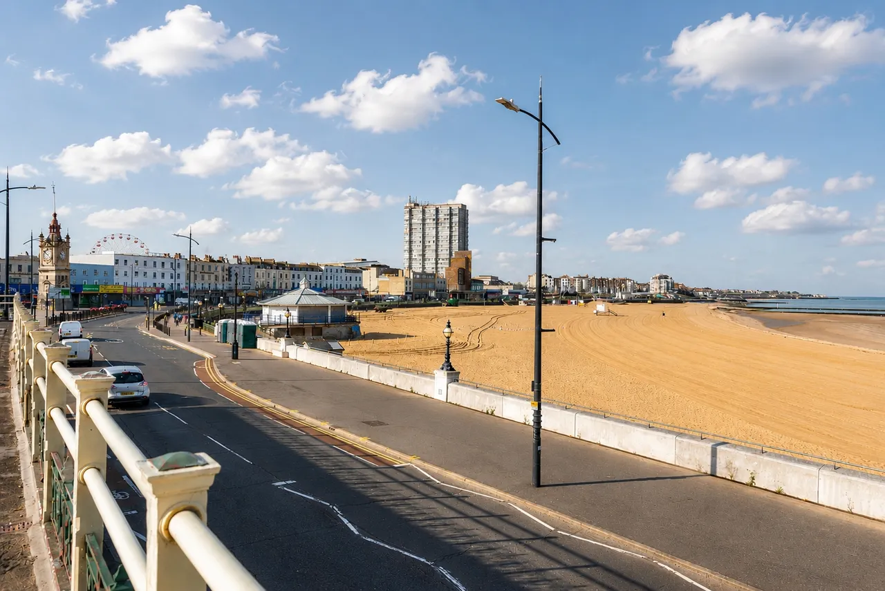 Marine Gardens, Margate, CT9, photo 7