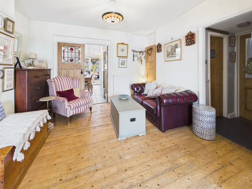 Wellsprings Road, Longlevens, photo 8