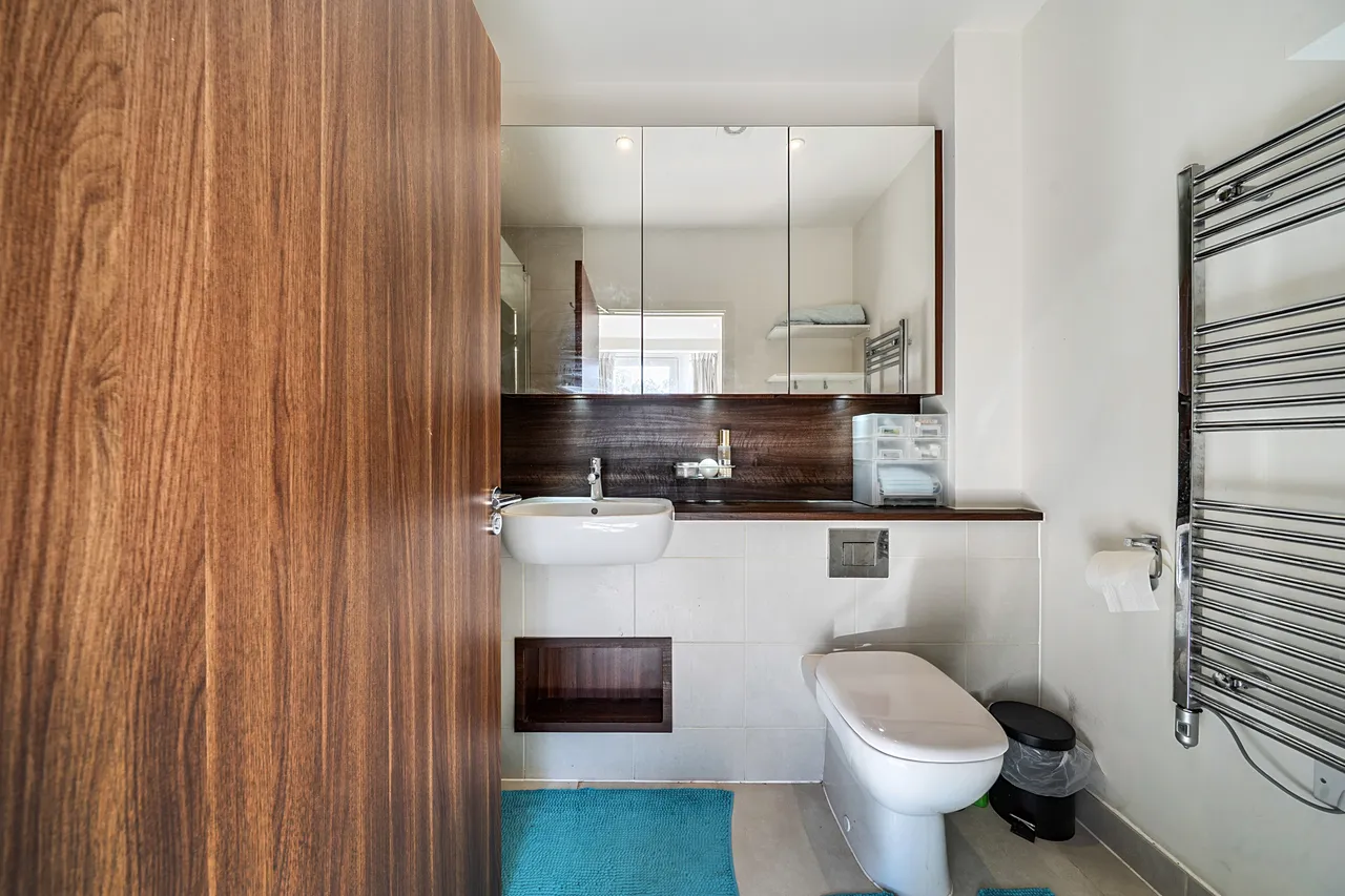 Edgware, HA8, photo 9