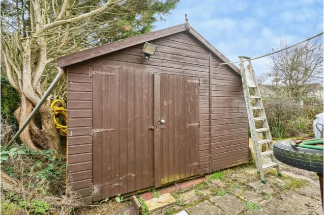 Ward Close, Newport, PO30, photo 15