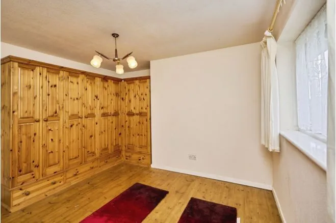 Ward Close, Newport, PO30, photo 3