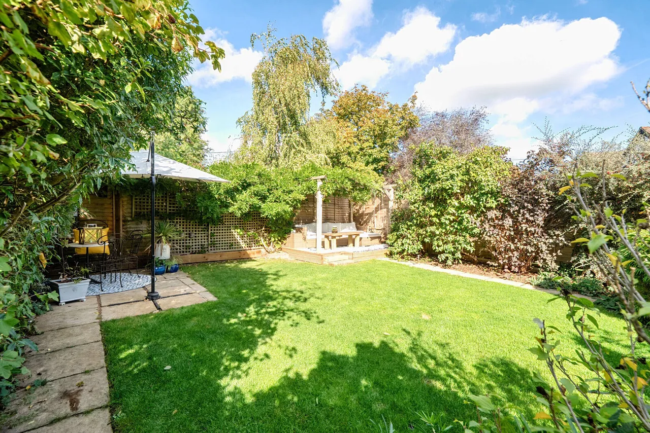 Churchfield, Nuffield, RG9, photo 24