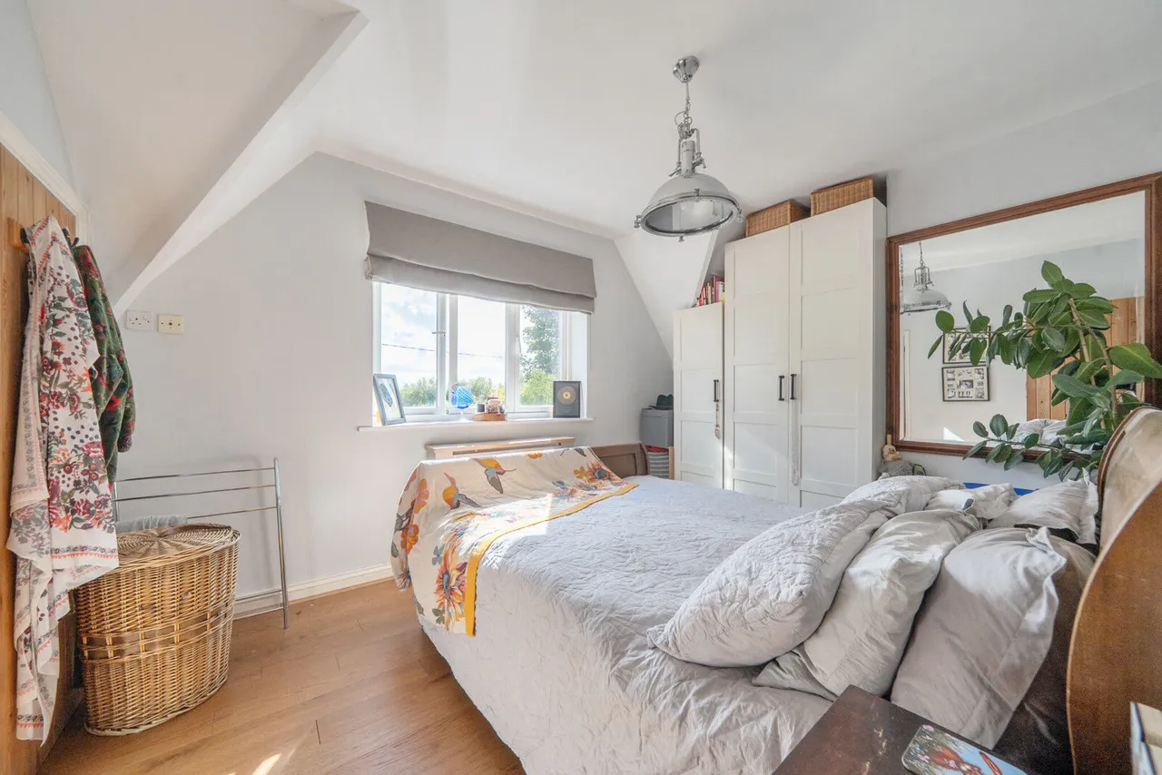 Churchfield, Nuffield, RG9, photo 17