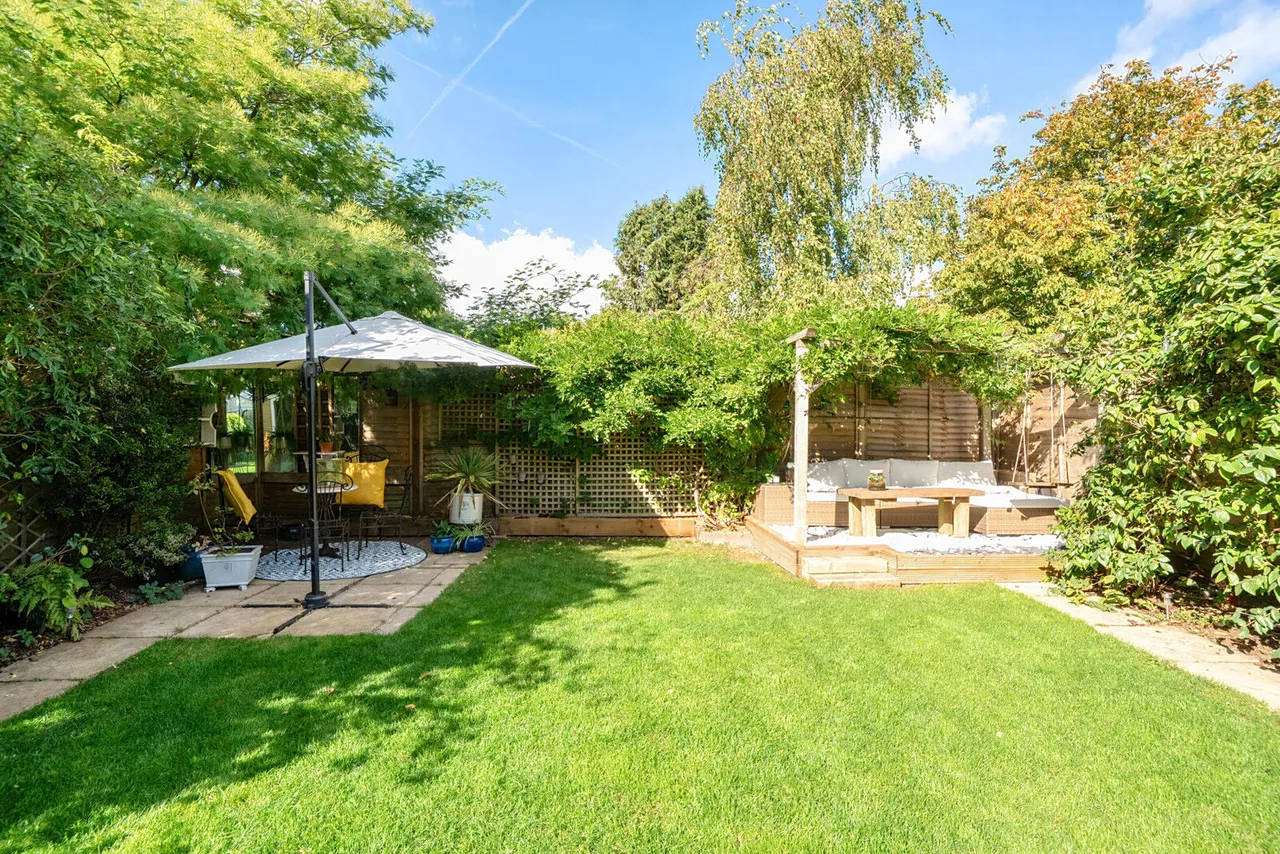 Churchfield, Nuffield, RG9, photo 2