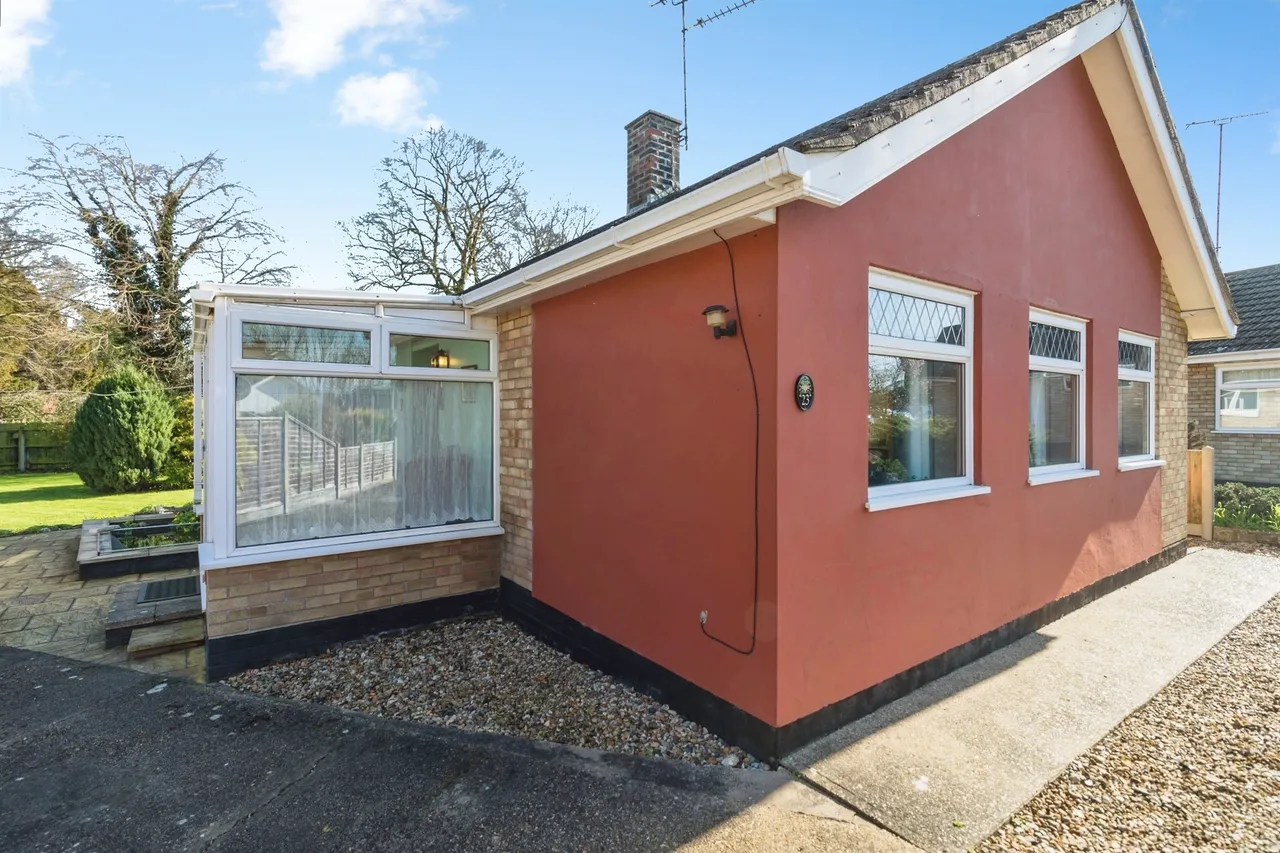 Elms Close, Earsham, NR35, photo 19