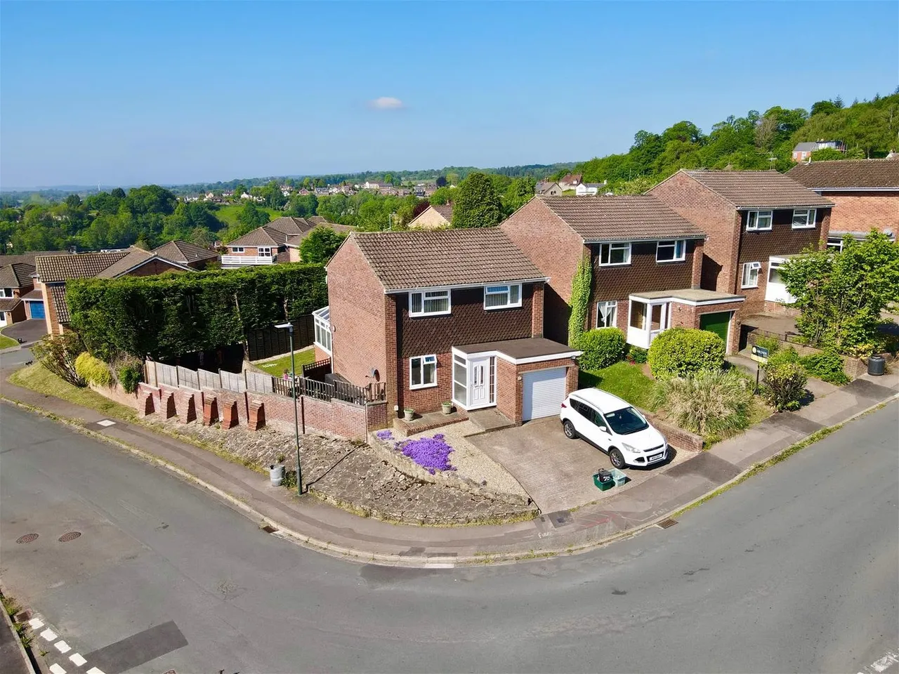 3 bed house for sale — Primrose Way, Lydney