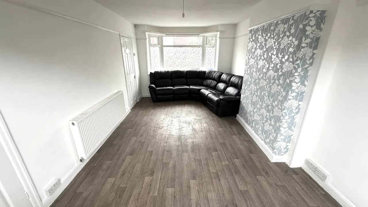 Seddon Avenue, Gorton, M18, photo 8