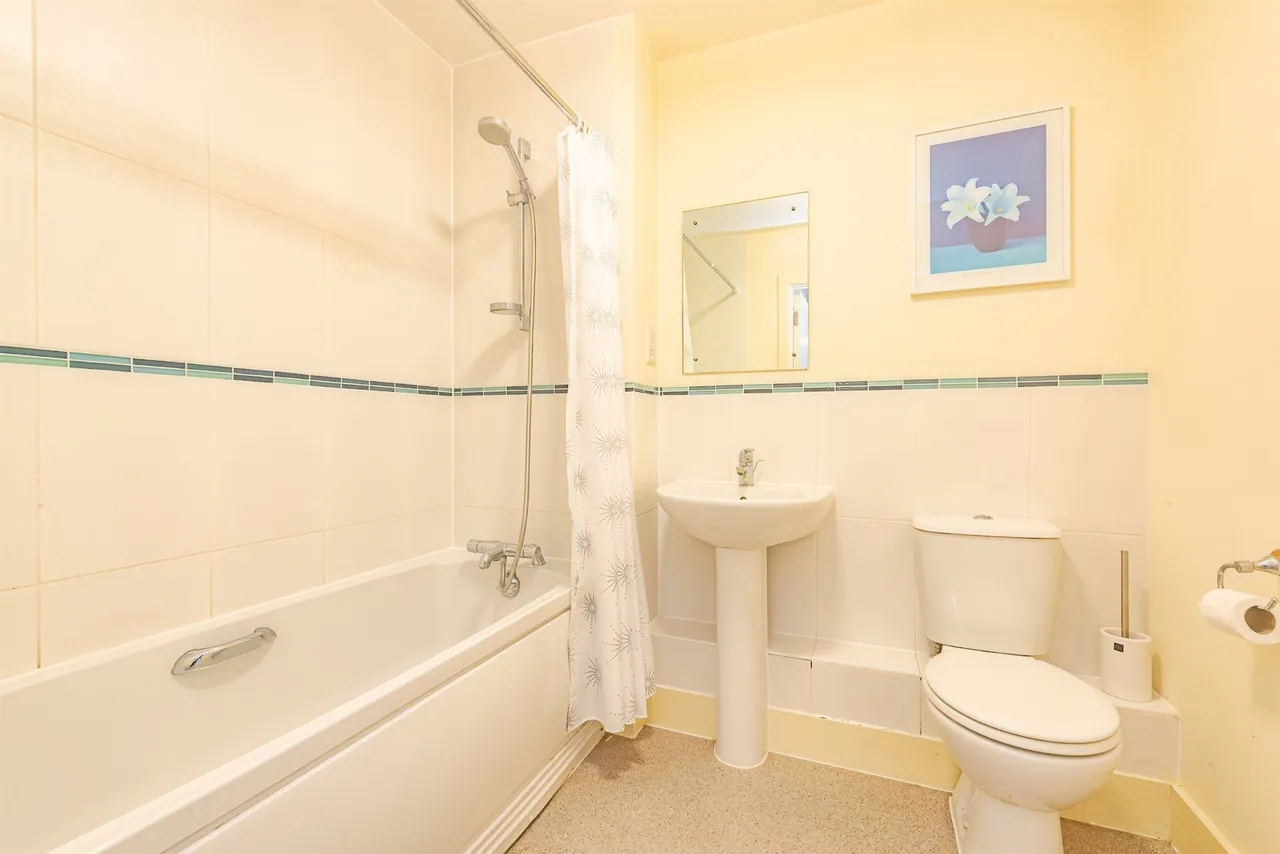 Skyline Plaza, Alencon Link, Basingstoke, photo 11
