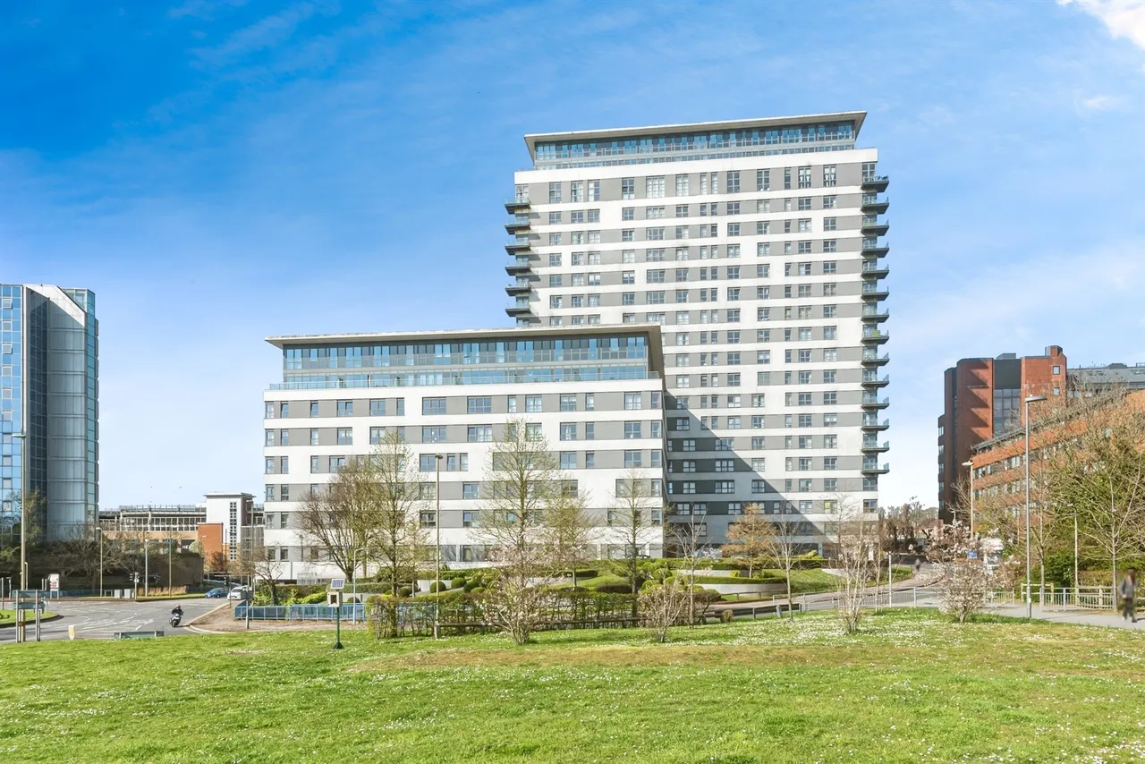 Skyline Plaza, Alencon Link, Basingstoke, photo 5