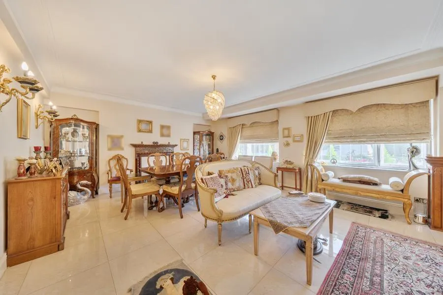 Prince Albert Road, London, NW8, photo 5