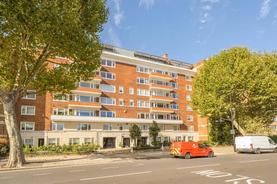 Prince Albert Road, London, NW8, photo 15
