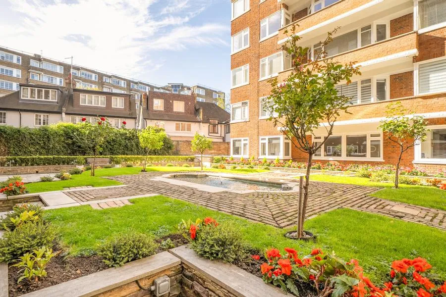Prince Albert Road, London, NW8, photo 16