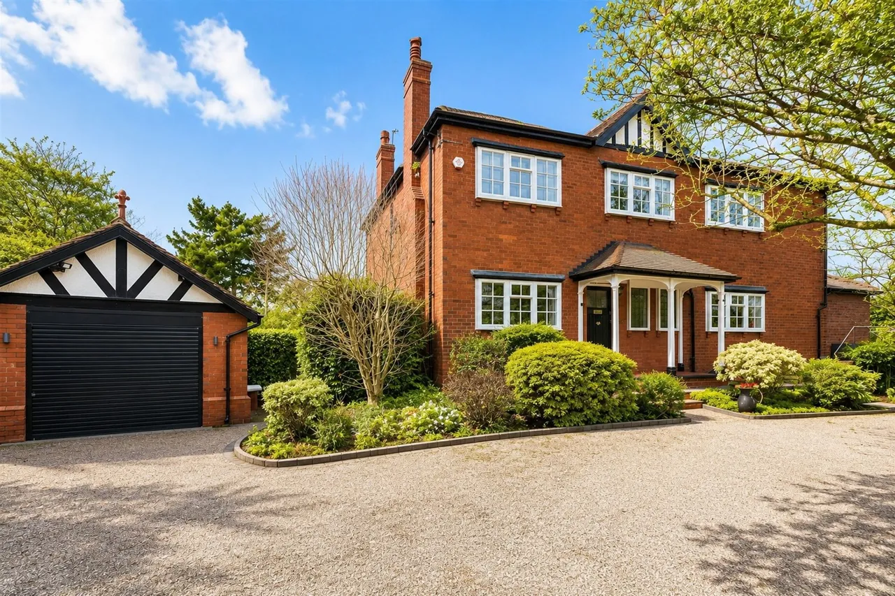 Hale, Altrincham, photo 18
