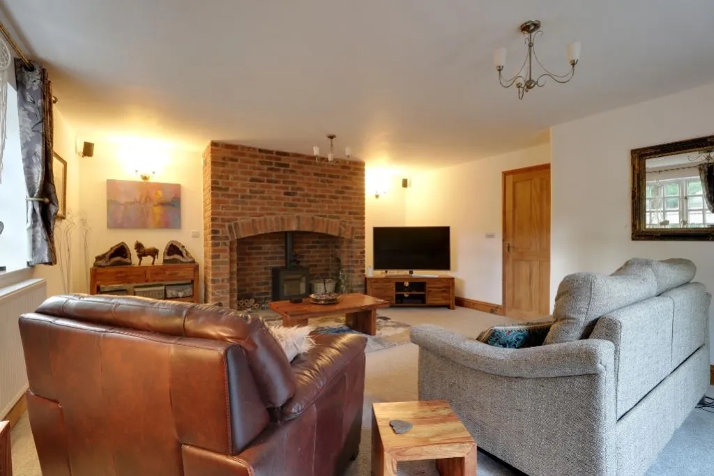 Church Street, Barrowby, NG32, photo 9