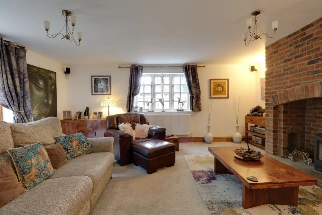 Church Street, Barrowby, NG32, photo 8